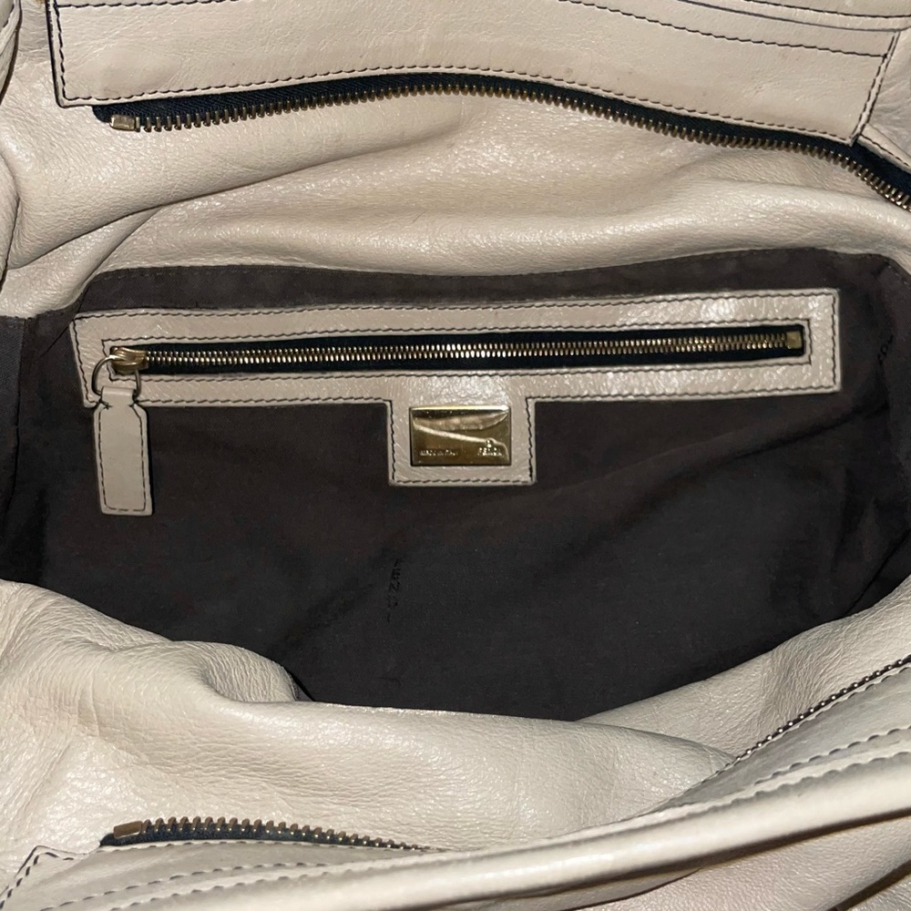 Fendi Large Chef Shopper Tote Bag in Chiaro Beige Cream Lambskin Leather Bag - Picture 10 of 17